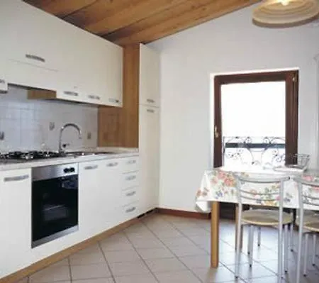 Apartment Nr, 3 Im Casa Margherita, Mit Terrasse, Garten Und Seeblick *