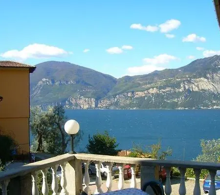 Nr, 3 Im Casa Margherita, Mit Terrasse, Garten Und Seeblick
