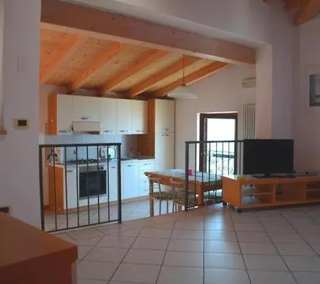 Nr, 3 Im Casa Margherita, Mit Terrasse, Garten Und Seeblick